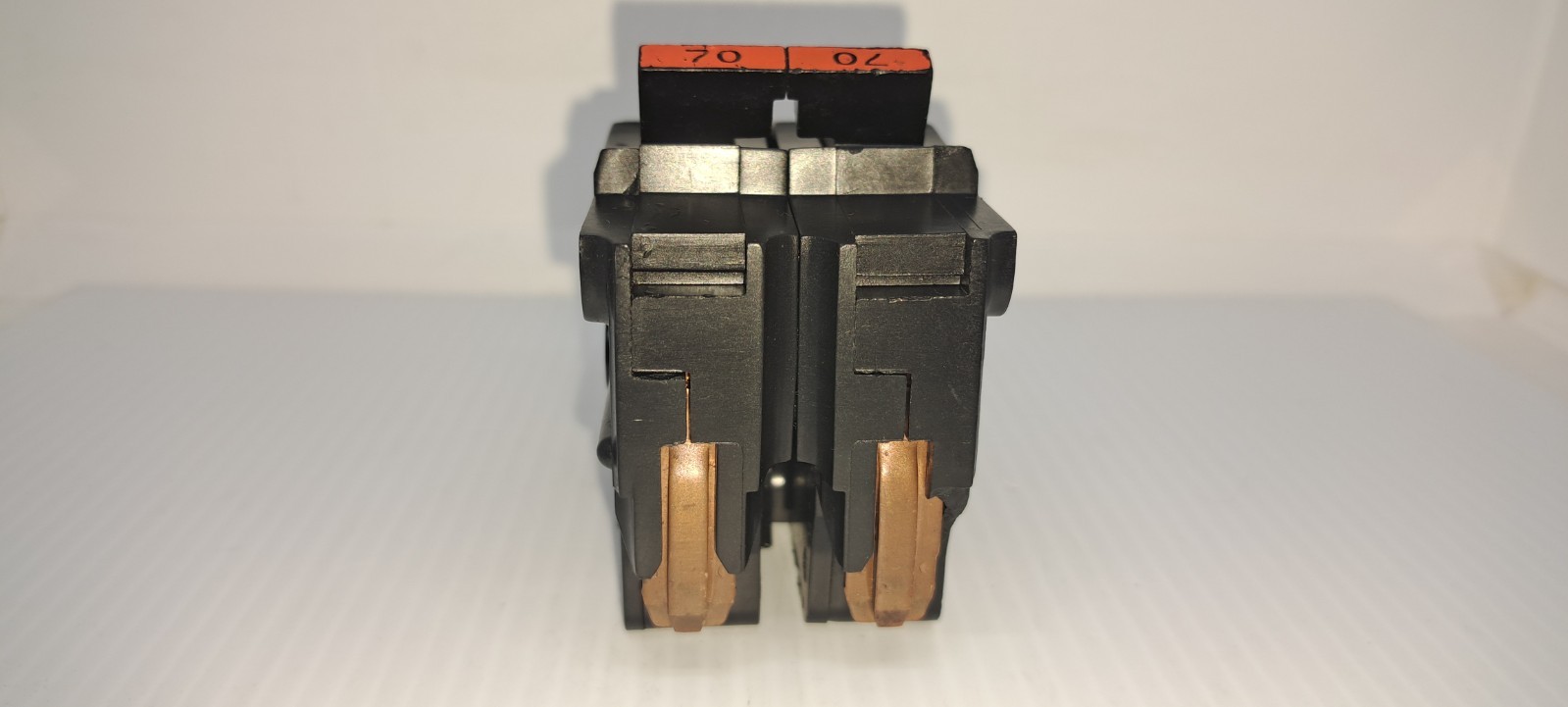 FPE FEDERAL PACIFIC NA270 2 Pole 70 Amp 120/240V NA Circuit Breaker RED Flaw