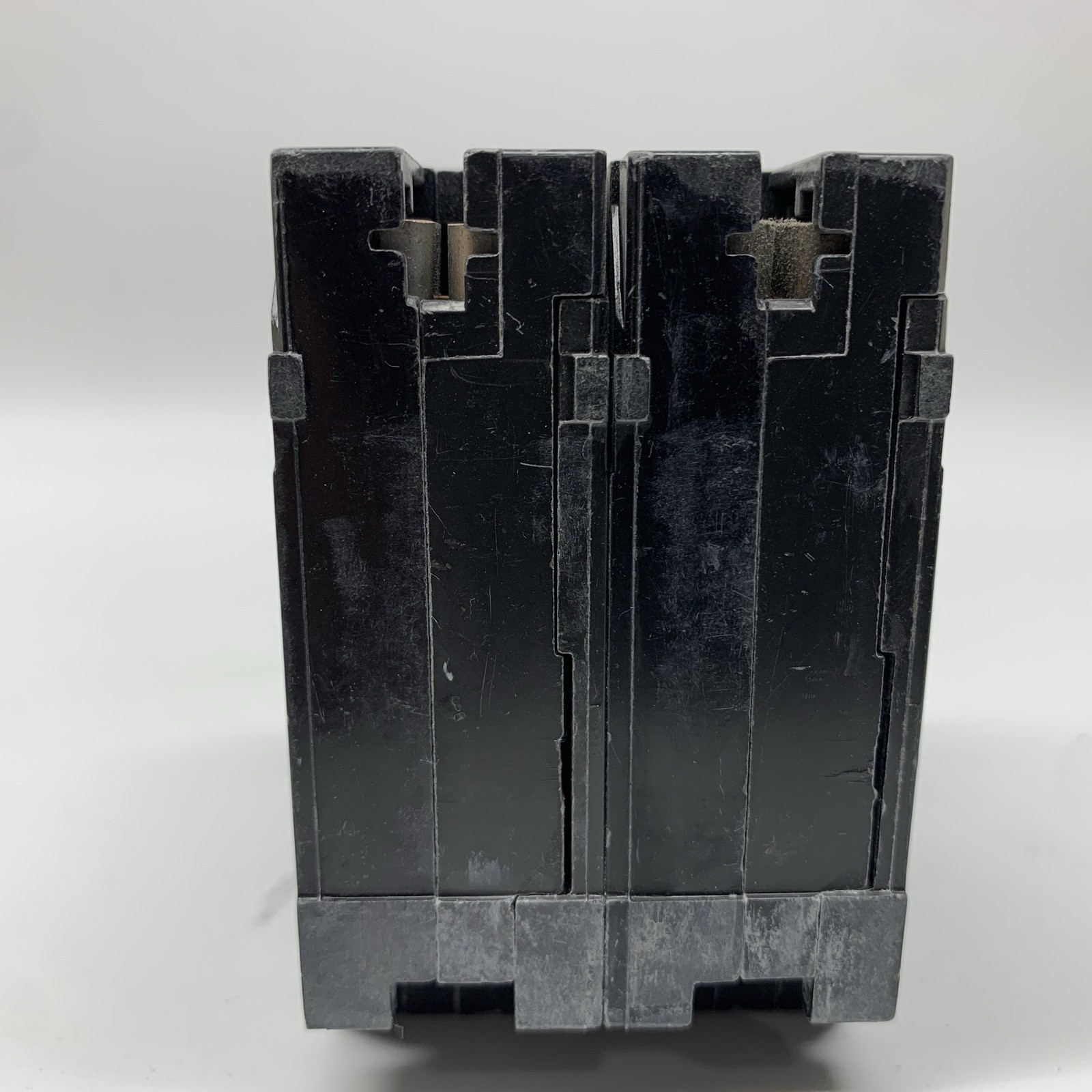 Eaton BQC220250 50 Amp 20 Amp 2 Pole BQC Common Trip Quad Circuit Breaker