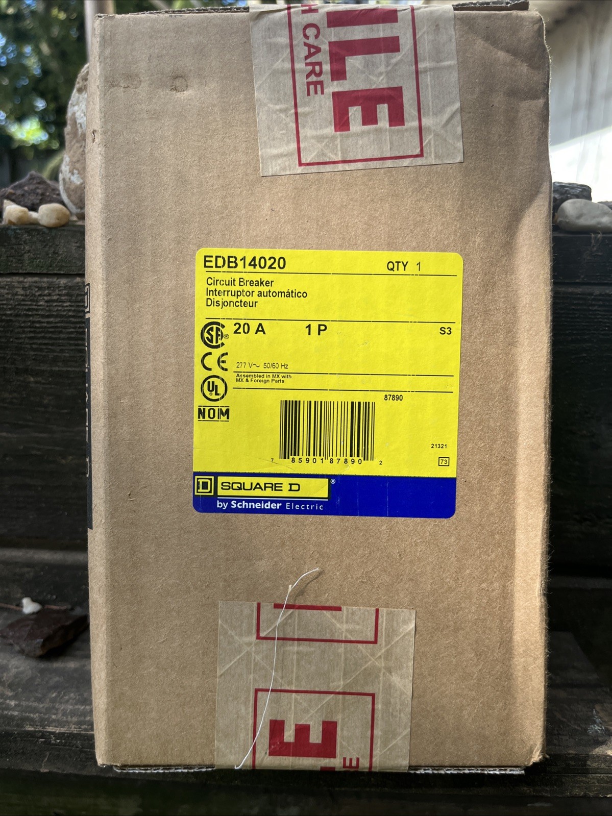 Square D Circuit Breaker EDB14020 20A, 277 V, 1 Pole