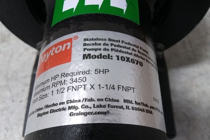 Dayton 10X670 5 HP 135 Ft Max Head 1-1/2 In Intake NPT Pedestal Pump