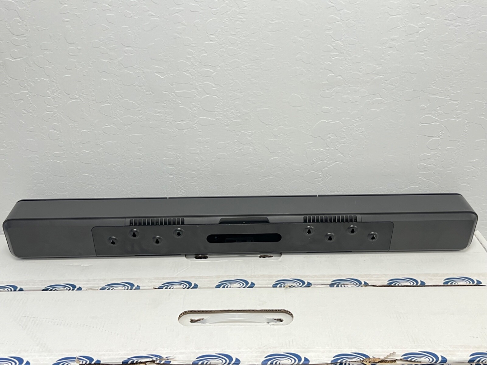 Crestron UC-SB / UC-SB1-CAM-FLEX UC Video Conference Smart Soundbar and Camera