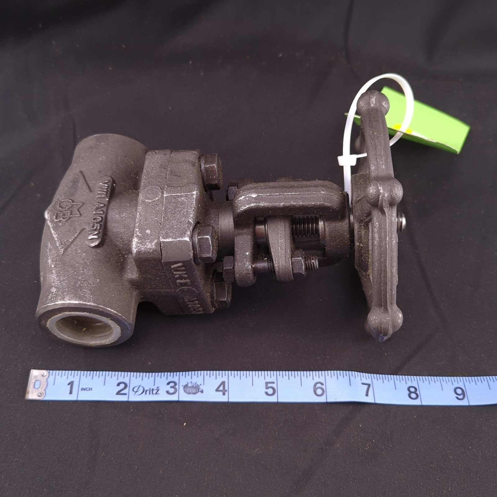 OMB 810-NPT Gate Valve, Forged Steel 1″ RB, CL #800, A105N, LOW-E, Threaded NPT