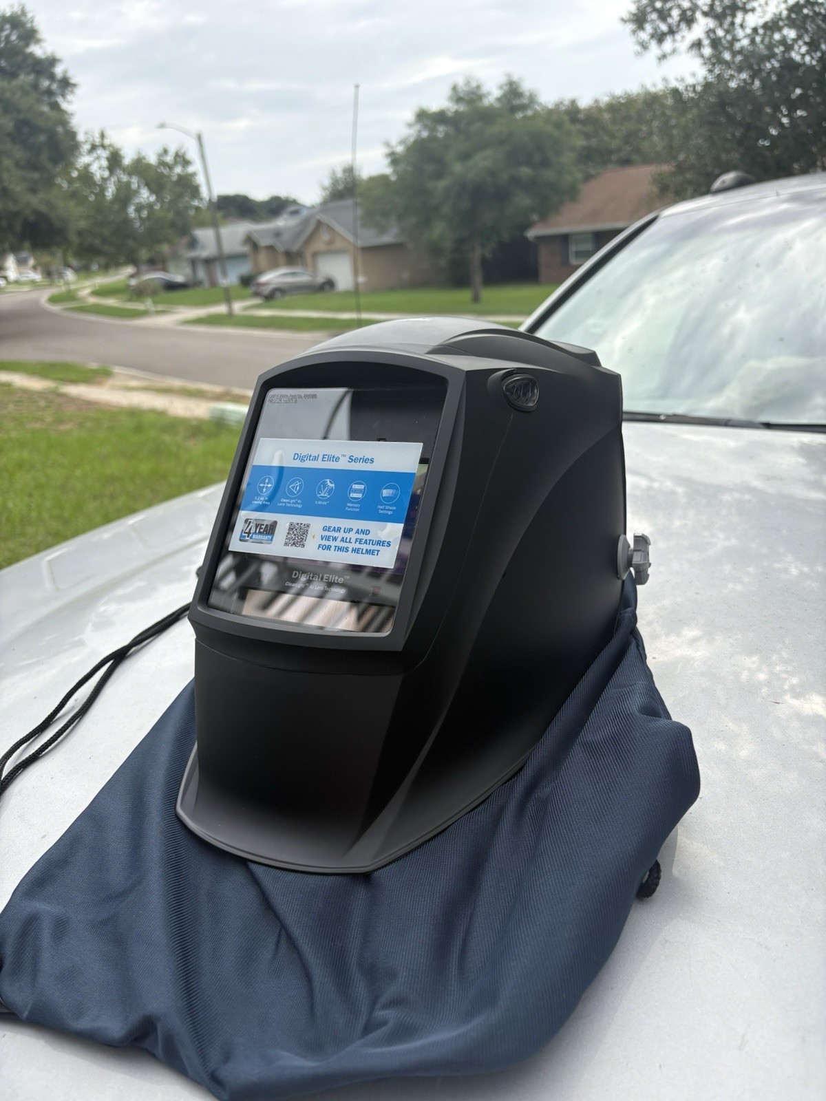 Miller Digital Elite Series Black AutoDarkening Welding hood Miller welding hood