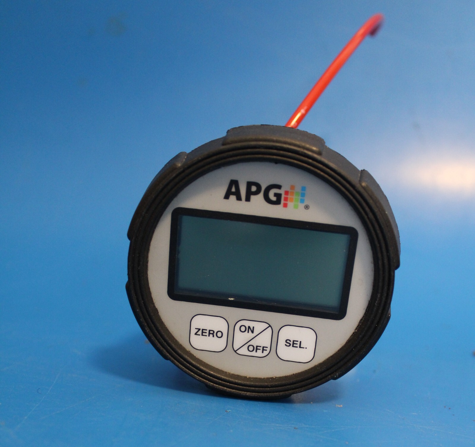 APG PG7 Series Digital Pressure Gauge, 0 to 200 psig, 3.25″ dial, ¼ to 18 NPTM b