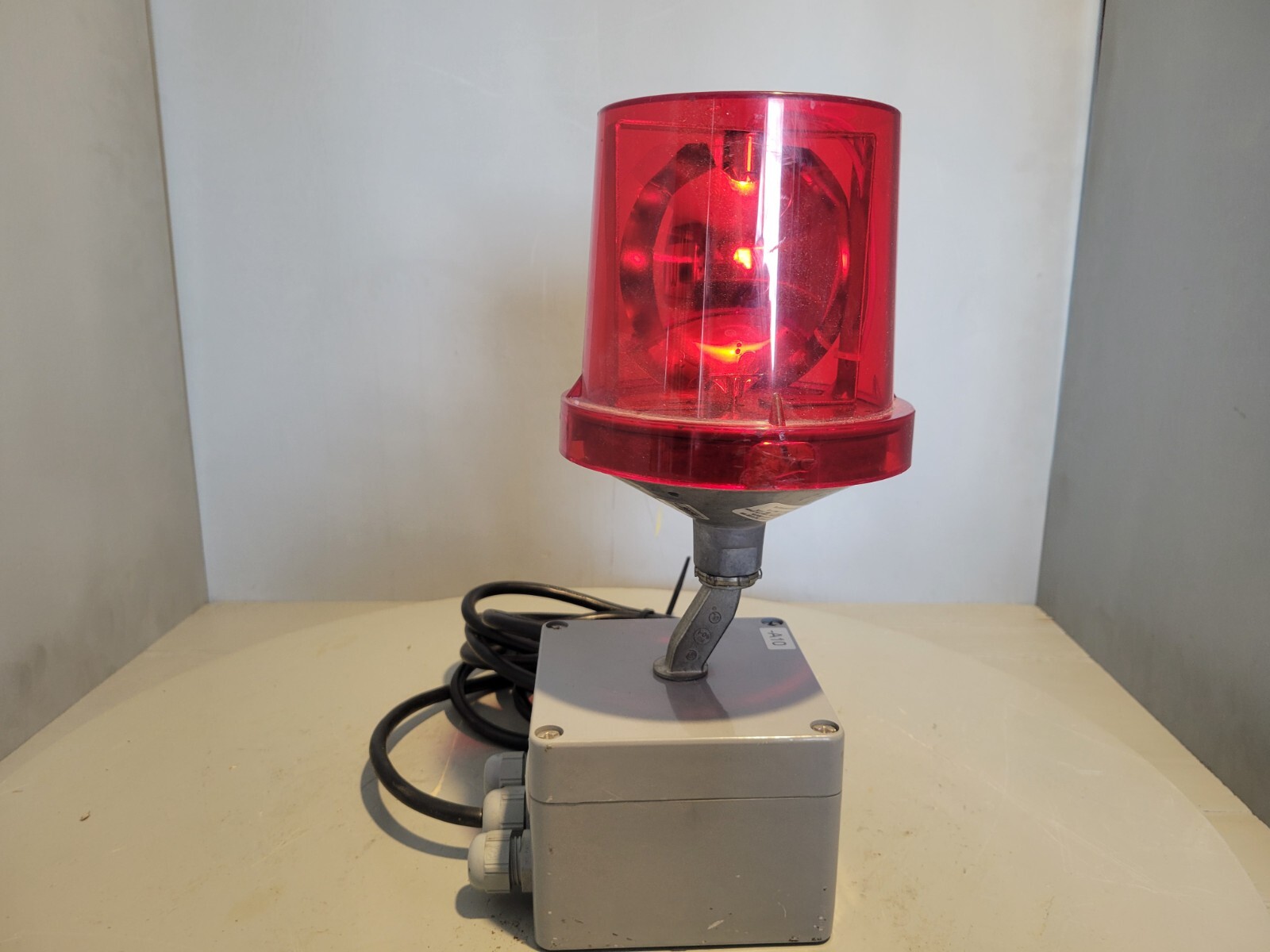 Federal Signal Warning Light, 120V, 0.22A, Series A4, Model 225
