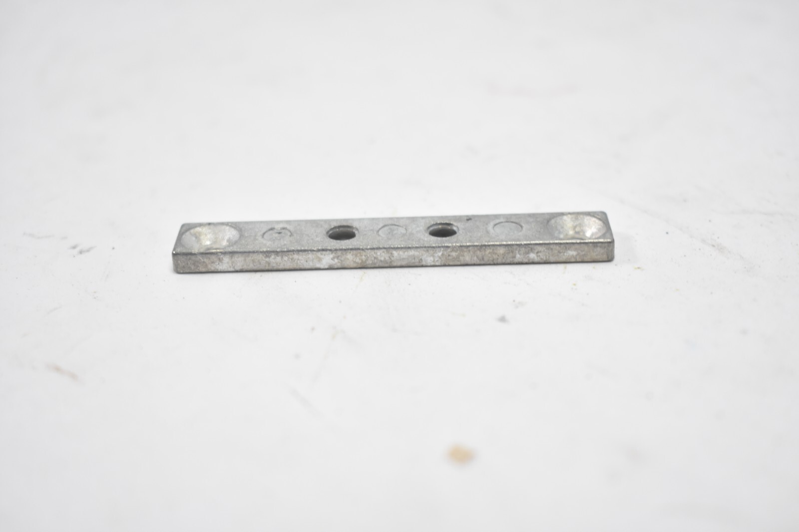 21lb 6oz Pack Of Zinc Plated Mullion Brackets 2-1/2″ x 3/8″ Bulk Pack Set