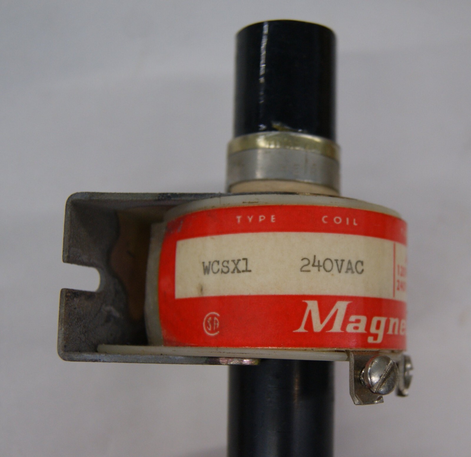 WCSX-1-120VAC 240VAC Coil AC – 2HP, DC – 1/2 HP Enclosed MDR Relay – NEW, SH6501