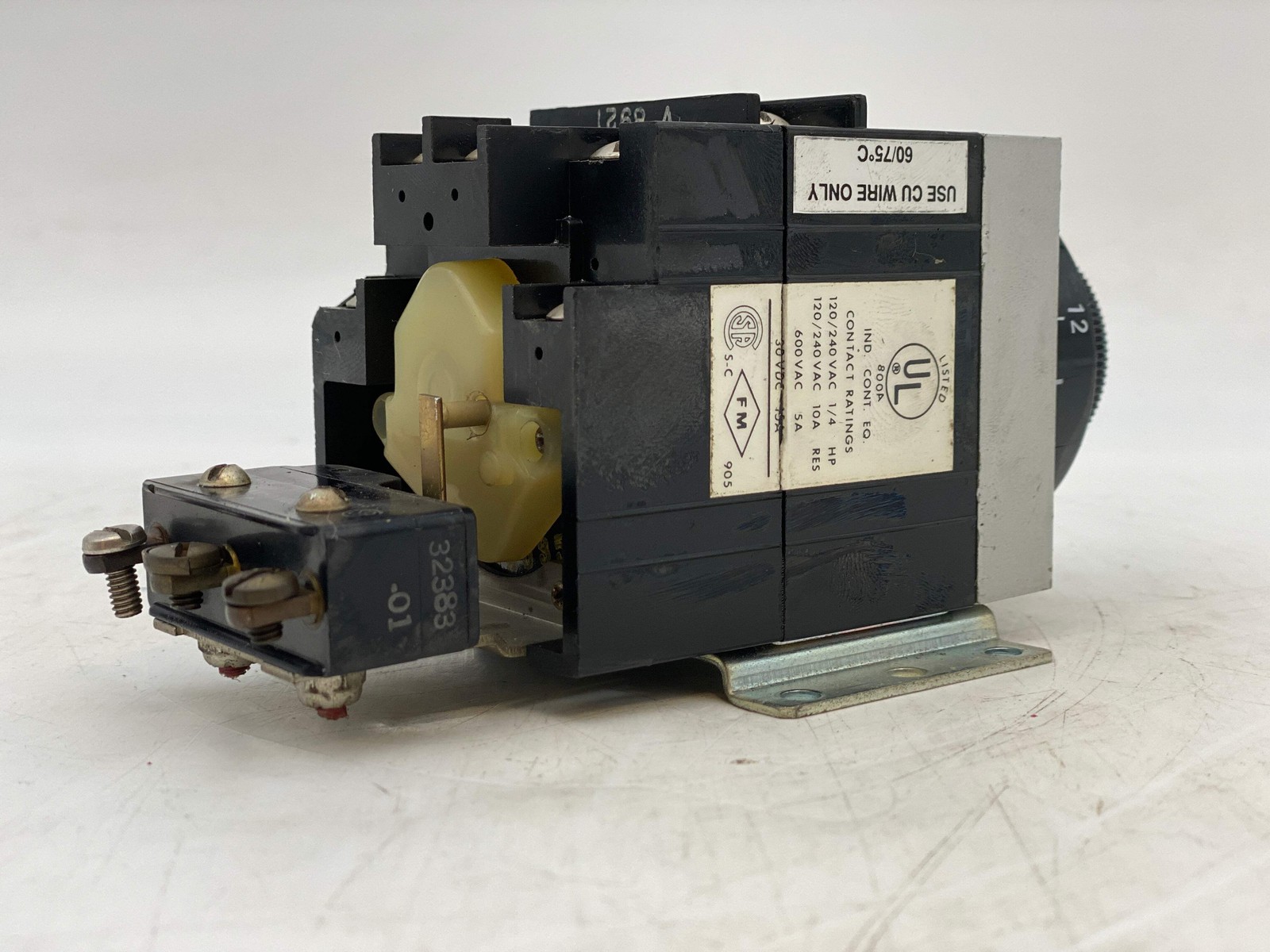 Agastat 7012VH Time Delay Relay 32VDC Coil 3-30 Minutes w/ Aux. Contact (Used)