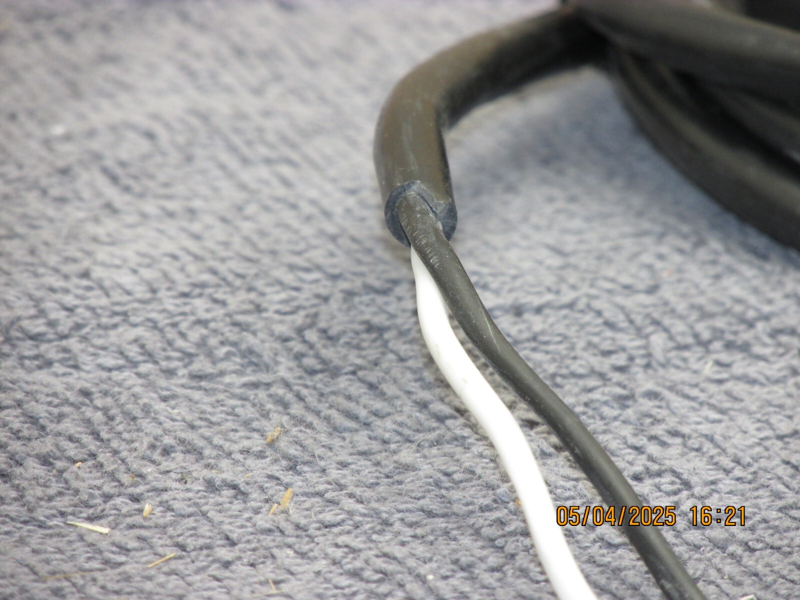 Listing is for:(1)Black 7 ft. 16/ 2-Wire Power Cord w/ male cord end.