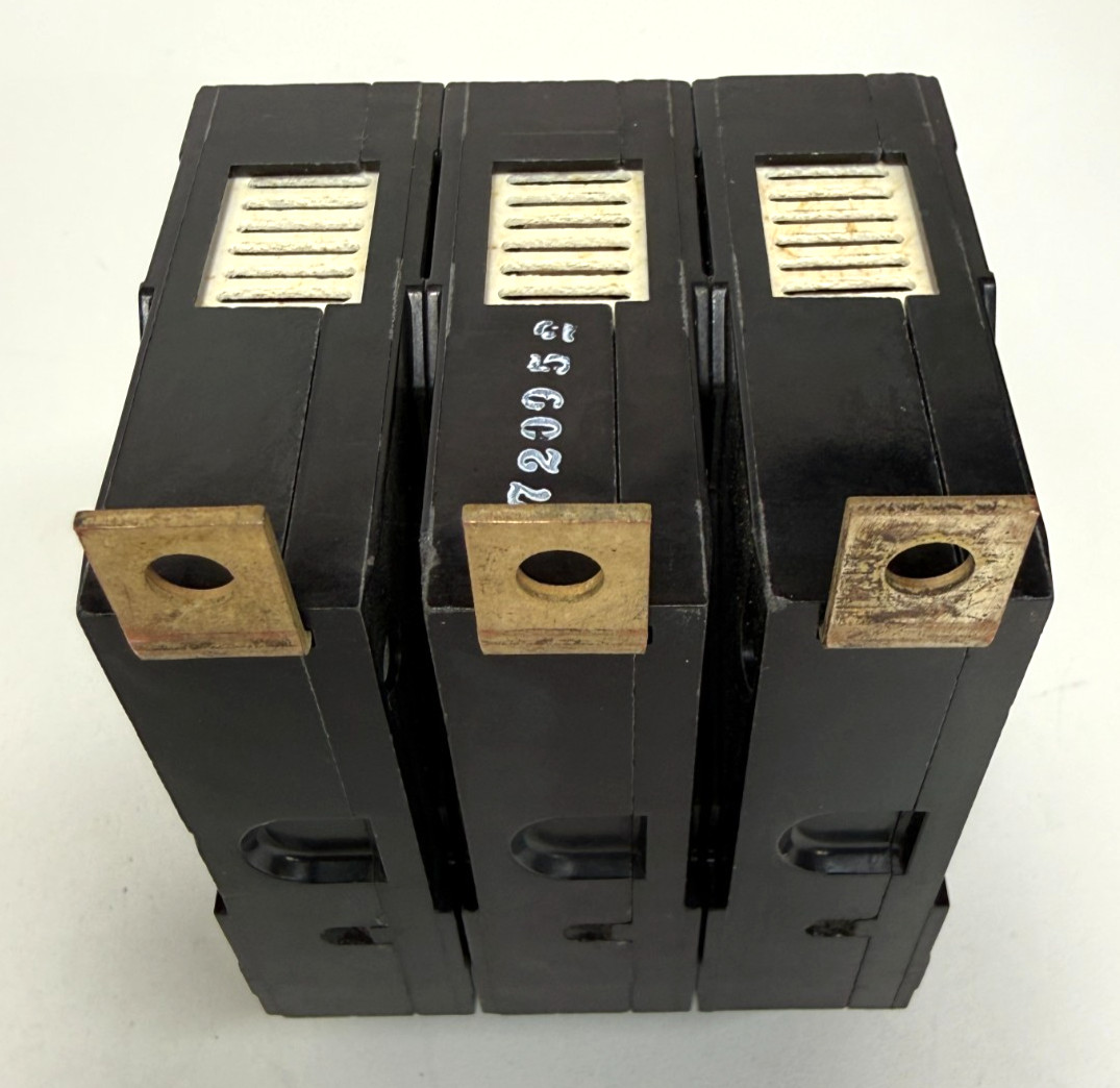 Siemens BQD330 30Amp 3Pole 277/480YVAC 14kA Bolt-On Circuit Breaker