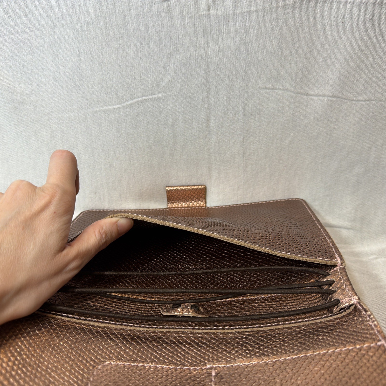Planner Perfect Brand Traveler’s Notebook – Metallic Rose Gold Snakeskin Texture