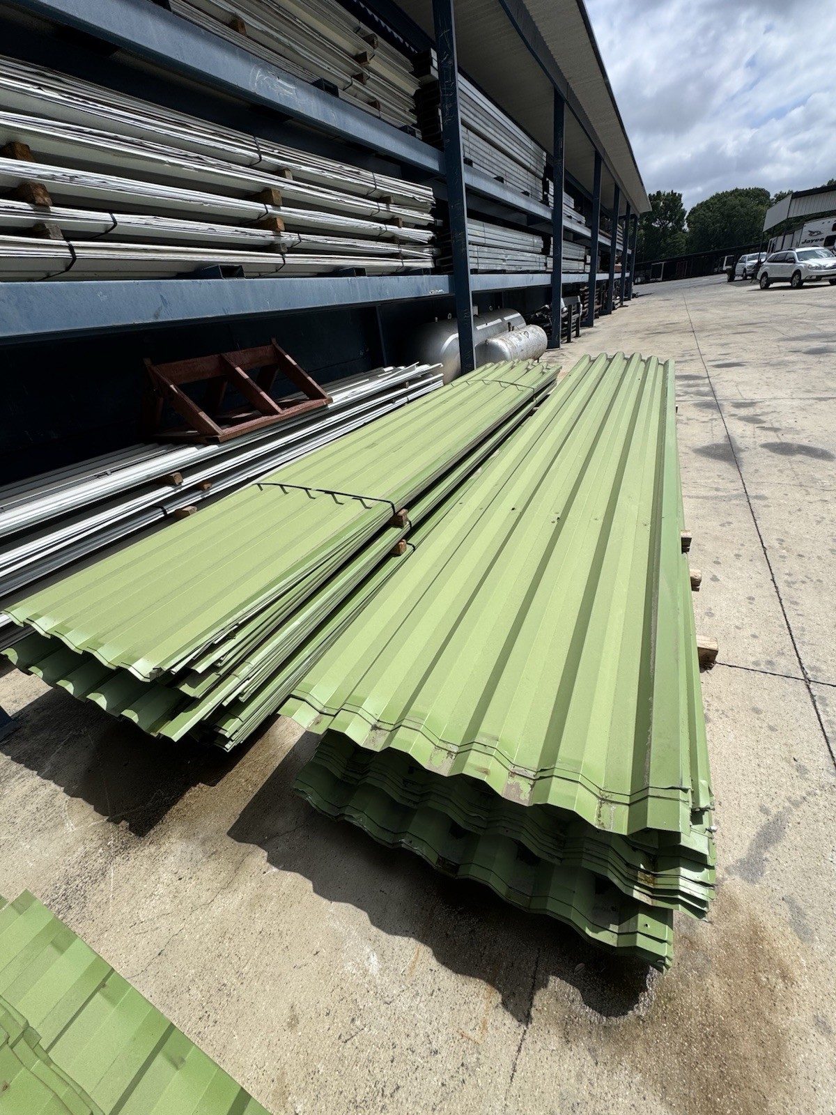 36 gauge 18’x3.5’ Steel Sheets- Roofing/Fence Panels- Green & White Sheet Metal