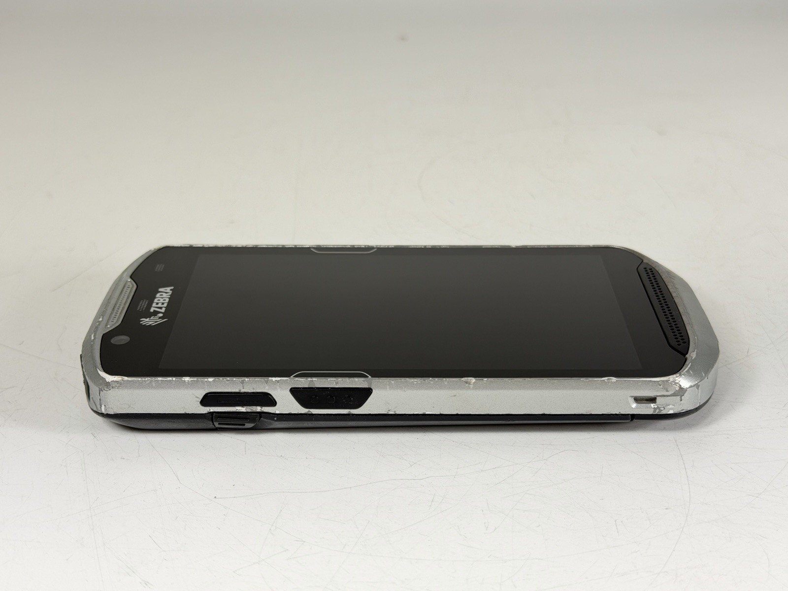 Zebra TC56 Enterprise-Grade Mobile Computer – TC56CJ-1PAZU4P-25 – UNTESTED/AS-IS