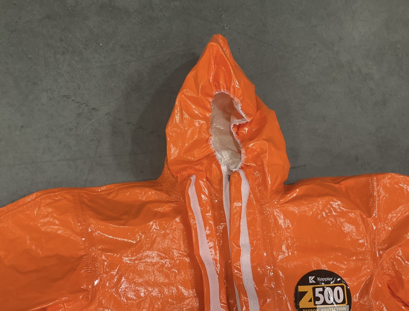 NEW Kappler Zytron Z500 Coverall w/ Hood & Elastic Wrists & Ankles LG/XL Z5H428