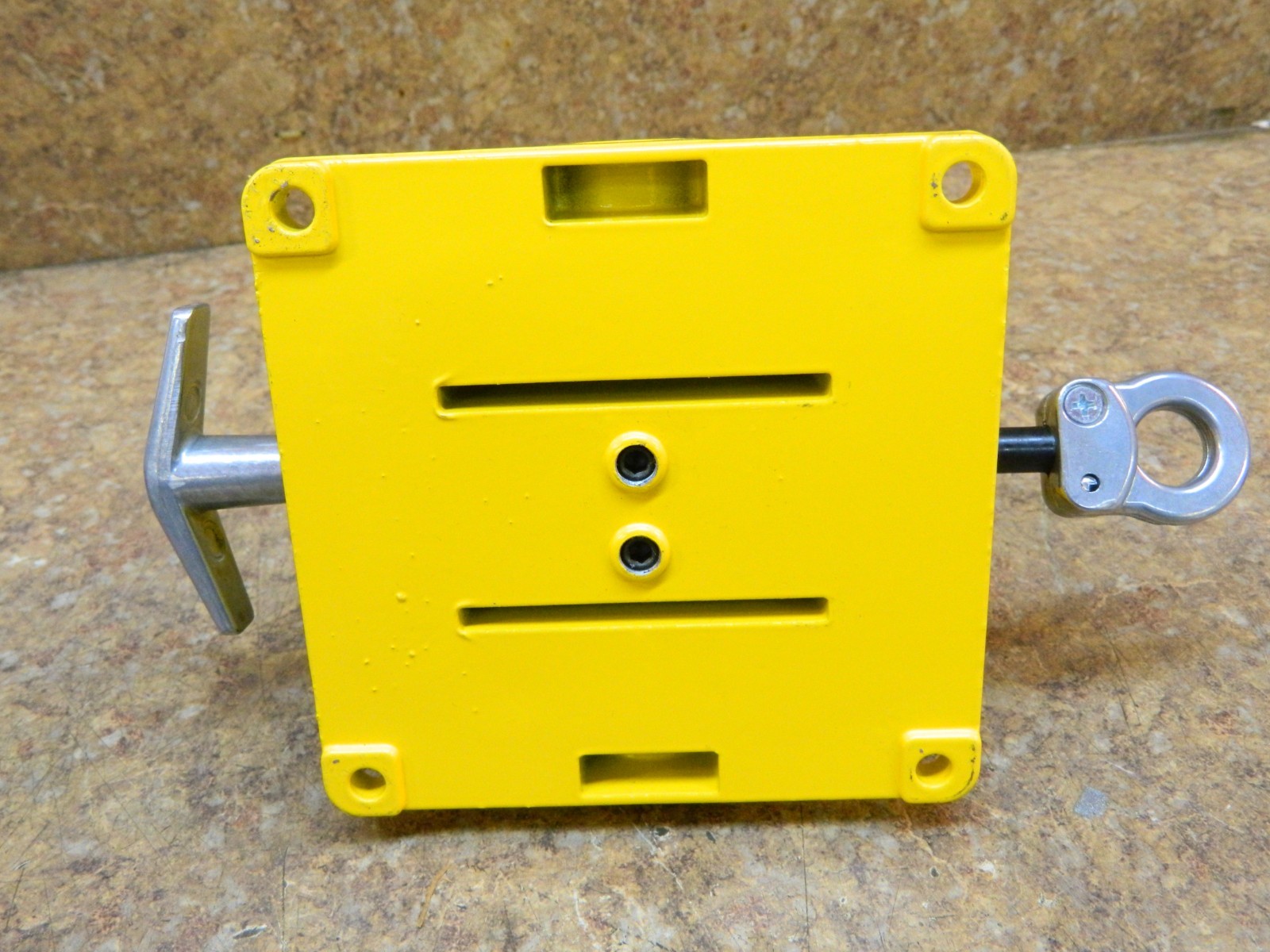 REES 04944-040 CABLE OPERATED SWITCH 15 LBS. TRIP FORCE TYPE 12 & 13 ENCLOSURE