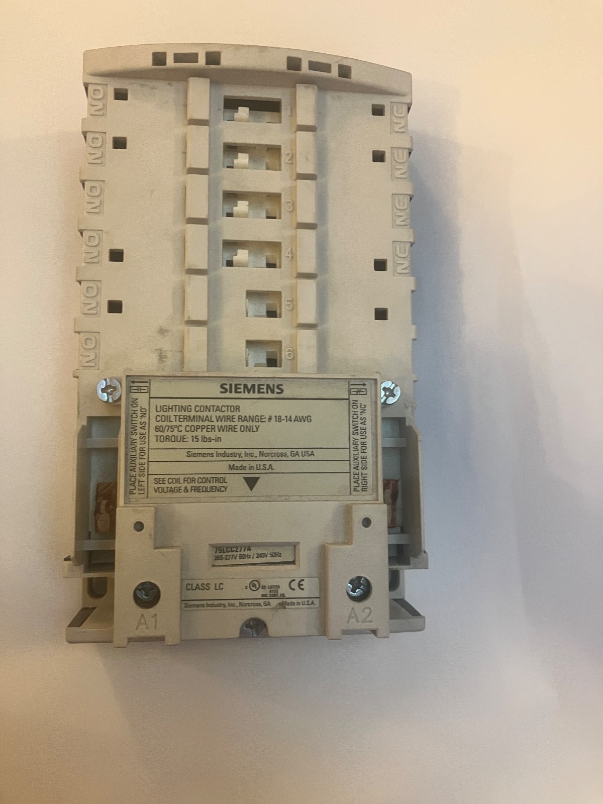 75LCC277A – Siemens 277V 60Hz / 240V 50Hz Class LC Electrically Held Lighting Co