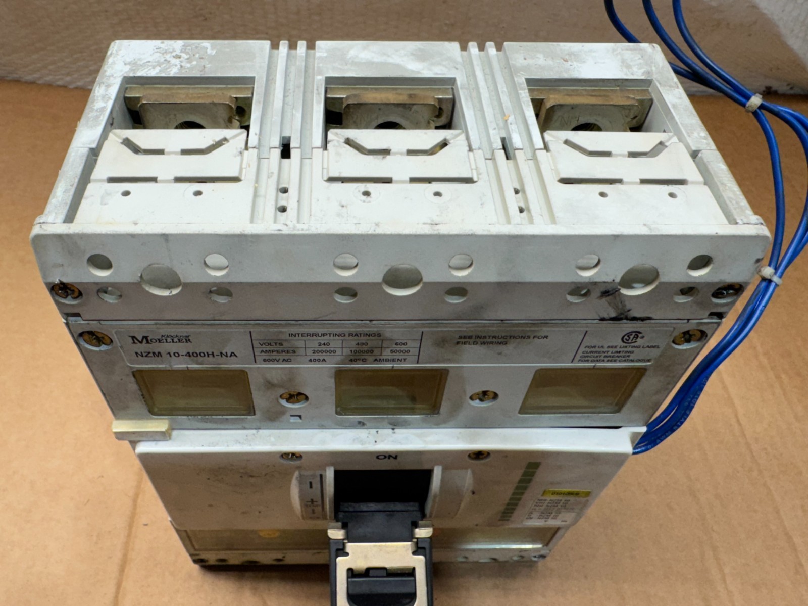 USED MOELLER 3-POLE 400AMP CIRCUIT BREAKER NZM 10-400H-NA