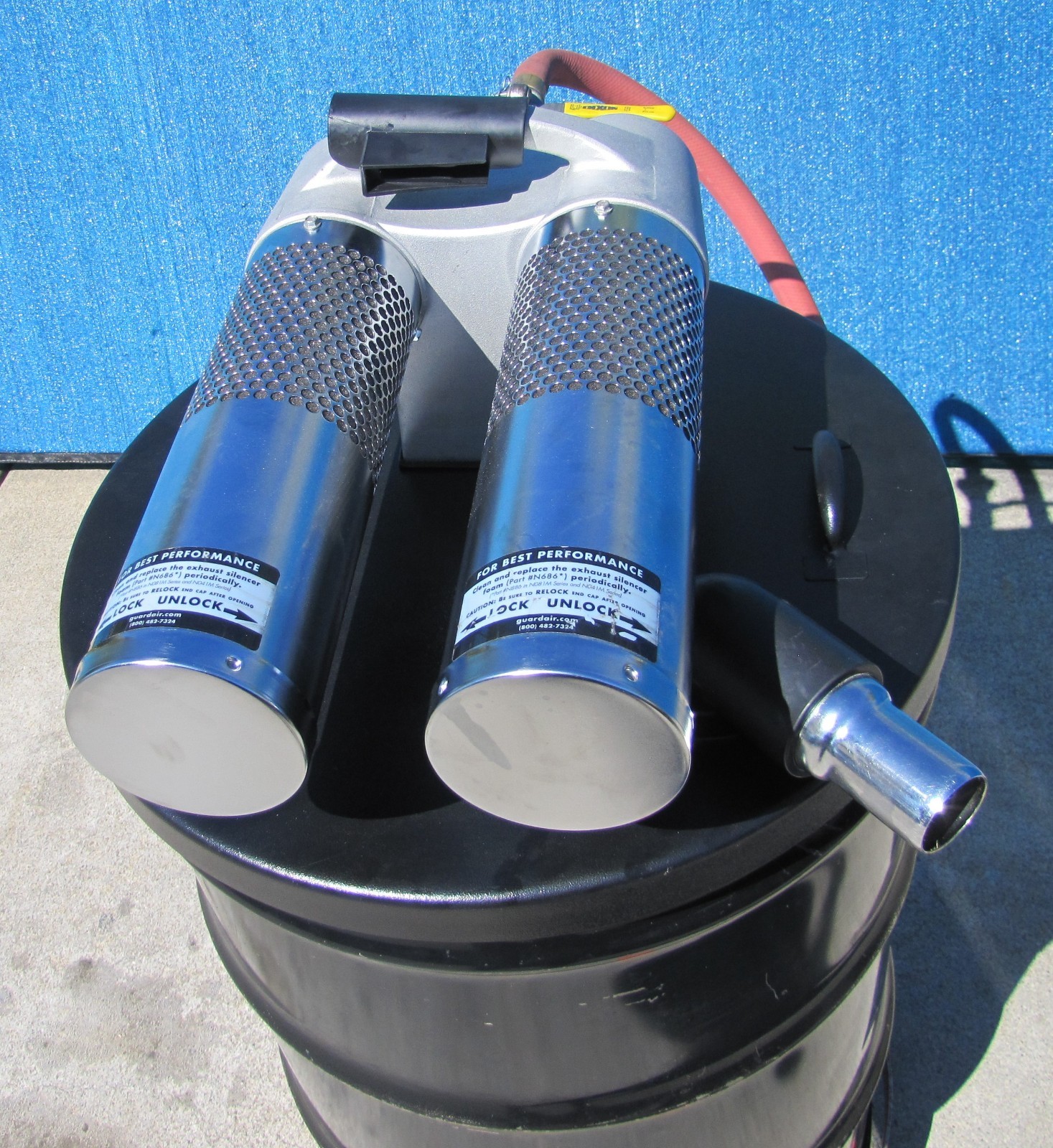 Guard Air Portable Air Powered Vacuum Cleaner 55 Gallon Drum w/ Air Hose