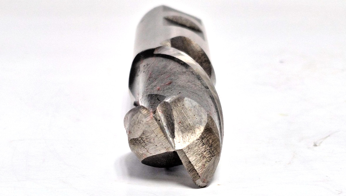 FASTCUT 63/64″ CORNER RADIUS END MILL 2″ LOC 2-FLUTE 4-1/2″ OAL HSS 2551-409