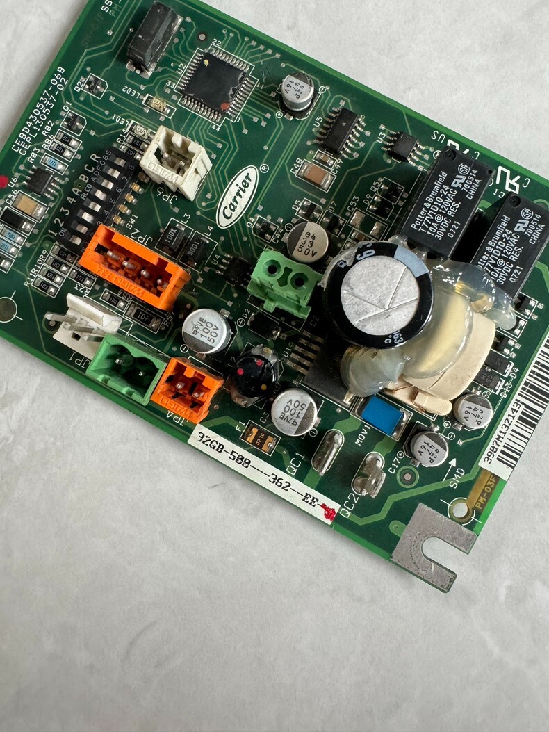 1PC Used CEPL130537-04-R 32GB500362 Module Protection Board
