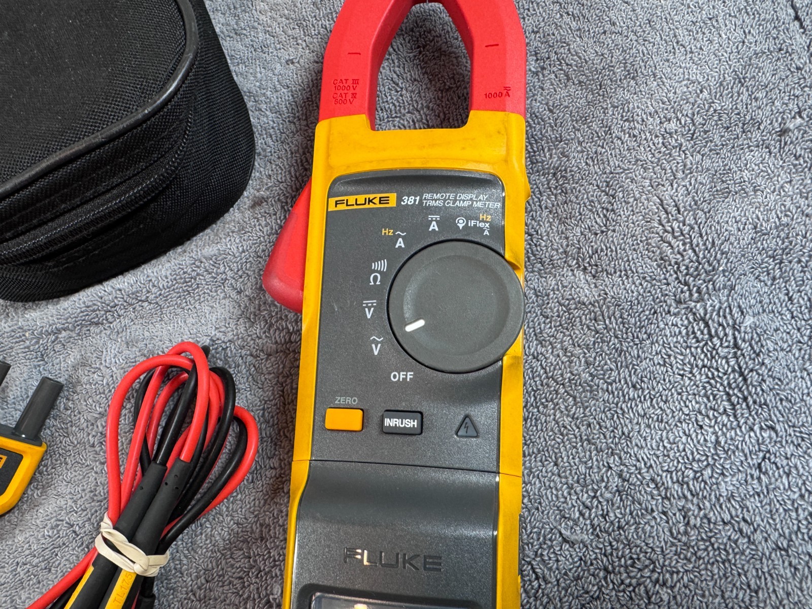 FLUKE 381 True RMS AC/DC Clamp Meter Remote Display with iFlex i2500-18