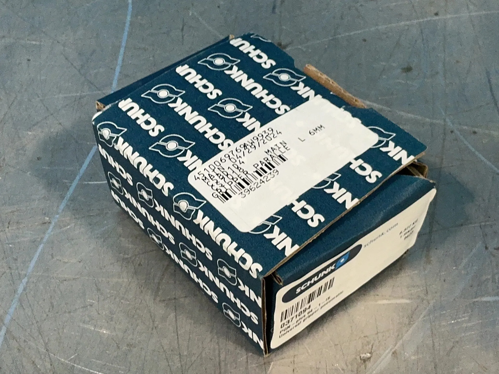 SCHUNK UNIVERSAL PNUEMATIC GRIPPER 0371094