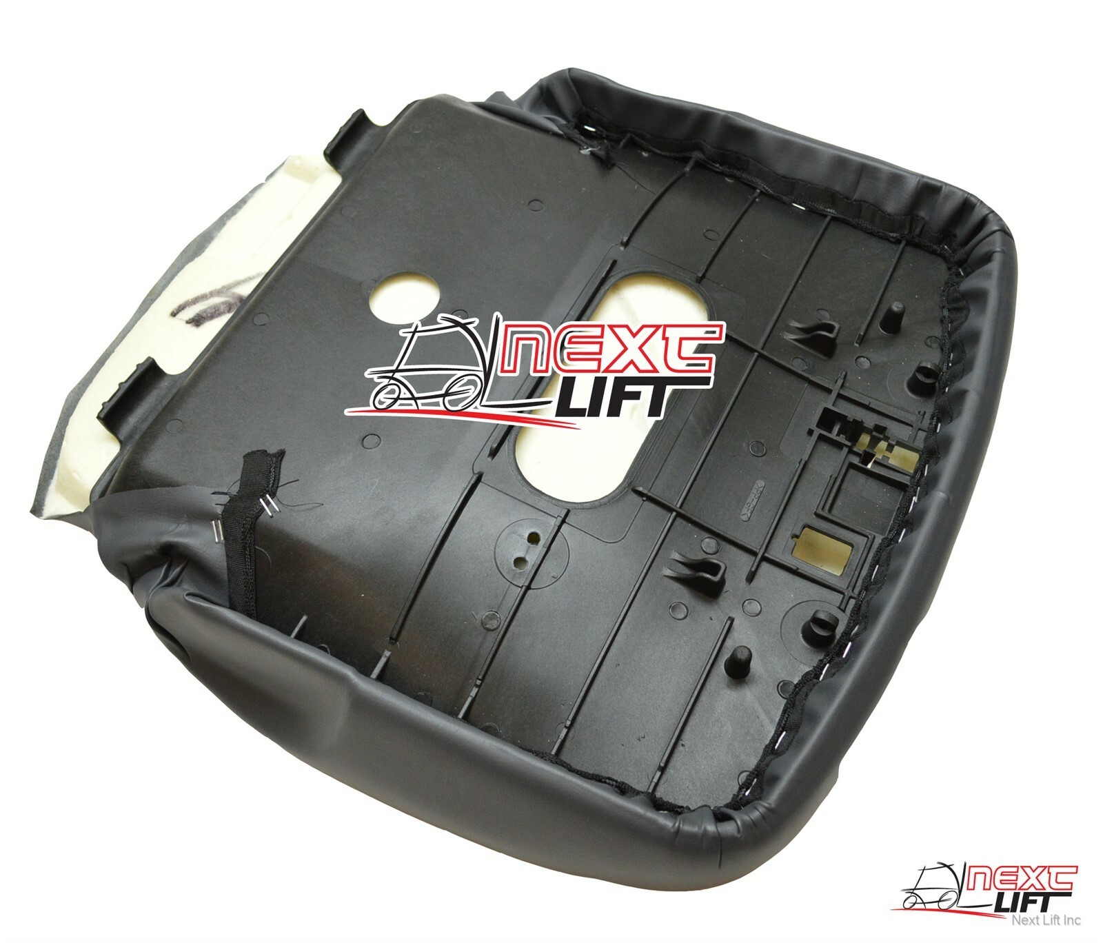 NEW BOBCAT SKID STEER SEAT BOTTOM CUSHION VINYL REPLACEMENT 6675322
