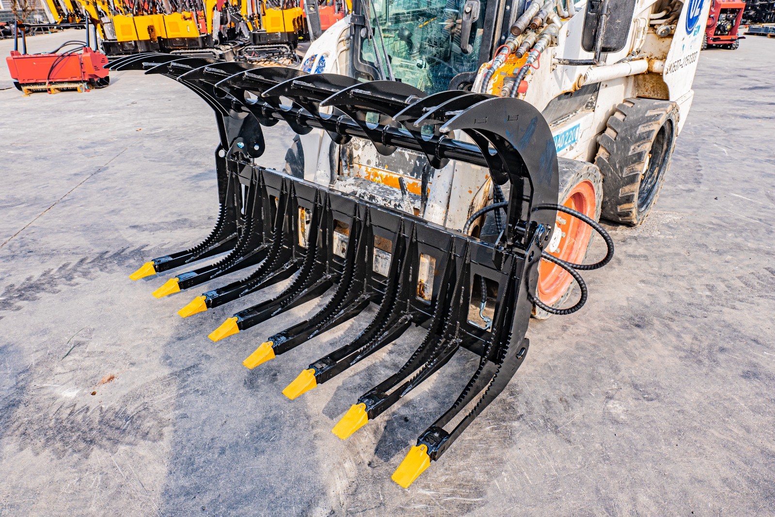72″ Brush Root Rake Grapple Attachment For Bobcat Skid Steer
