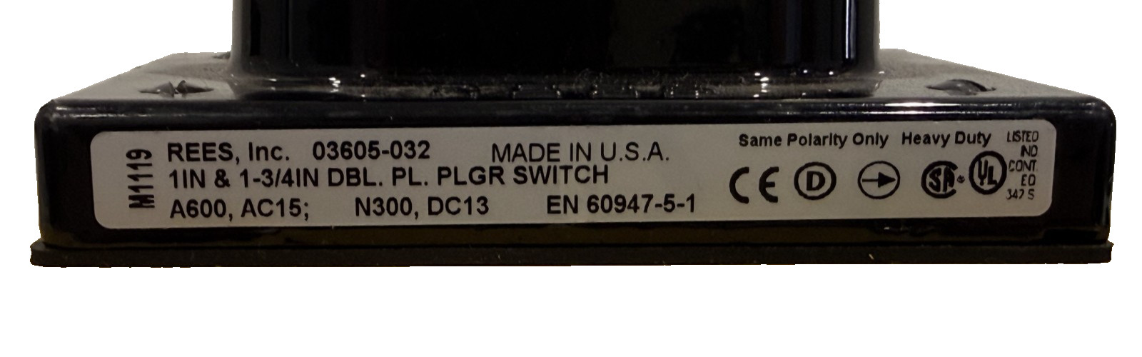 NEW REES 03605-032 DOUBLE PLUNGER PUSHBUTTON SWITCH 03605032