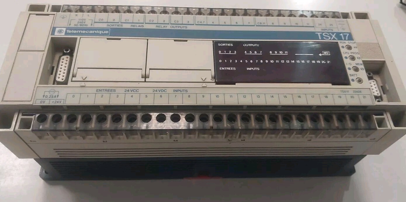 Telemecanique TSX1723428 Programmble Controller110/220V50/60HZ 24VDC Inputs