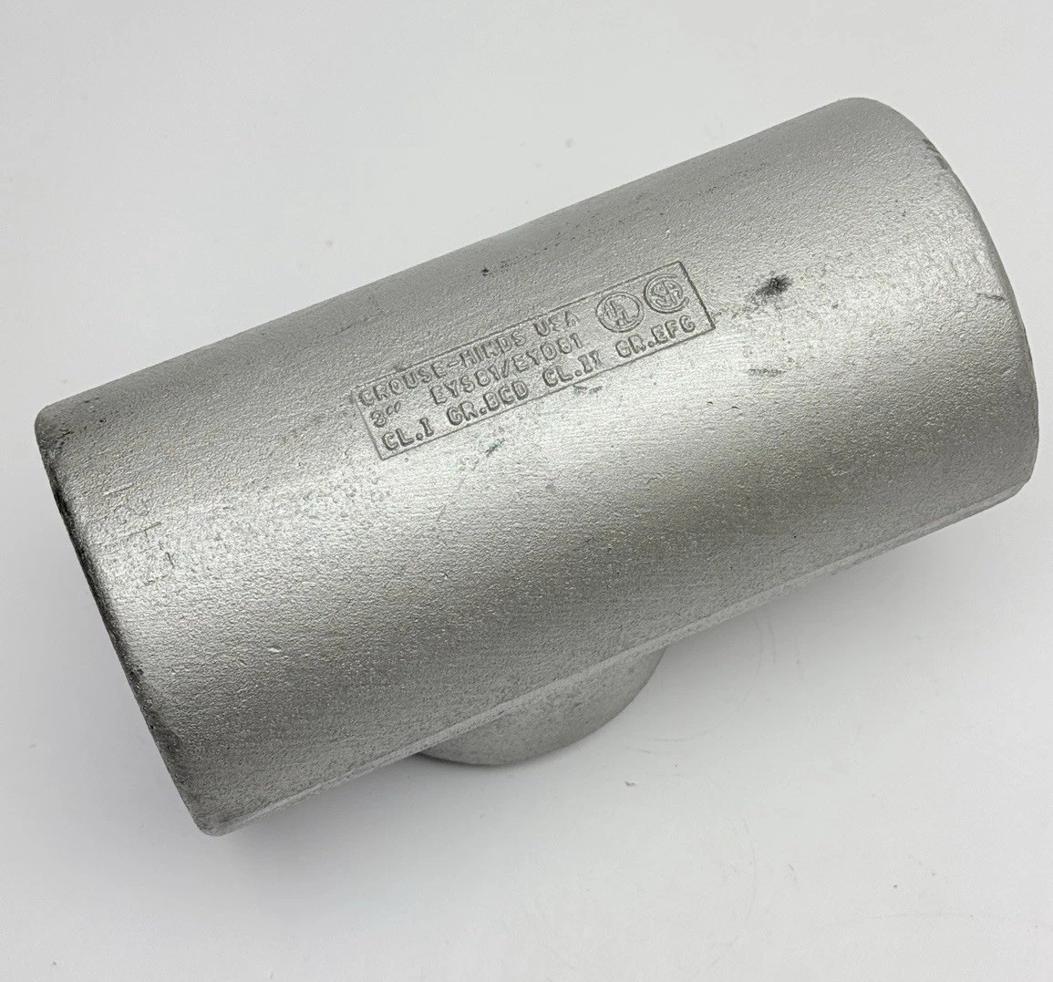 EYS81 / EYD81 EATON CROUSE-HINDS 3″ CL.I FEMALE CONDUIT FITTING