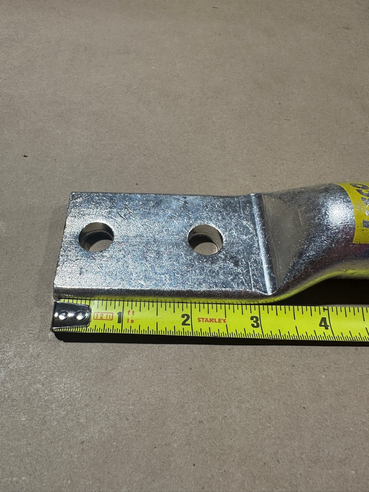 10Pack Ilsco Yellow 700 750 kcmil Surecrimp Aluminum Compression 2-Hole 1/2″ Lug