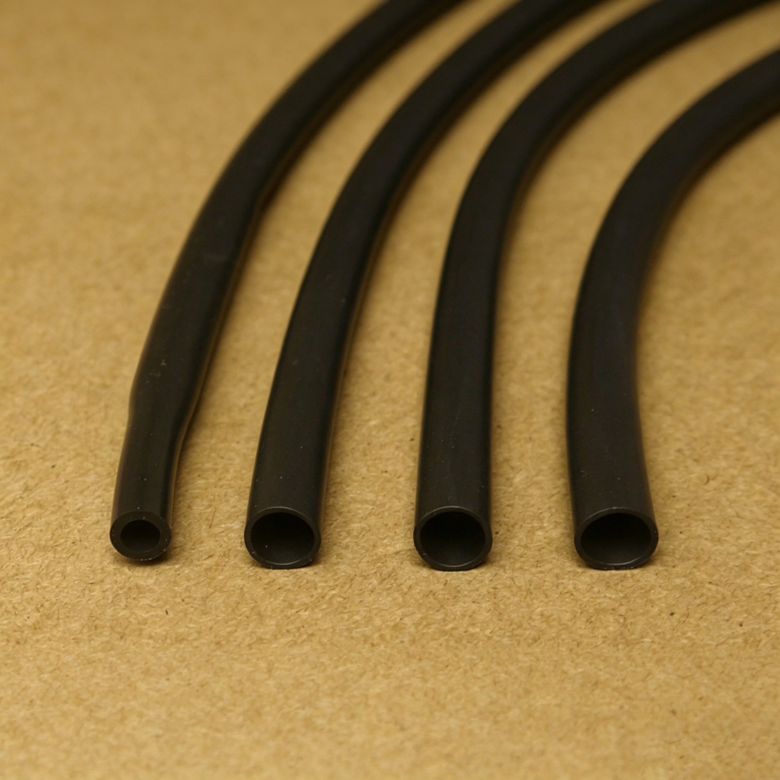 Silicone Heat Shrink Tube 1.7:1 Shrink Ratio Flexible Shrink Sleeve Ø 0.8 – 30mm