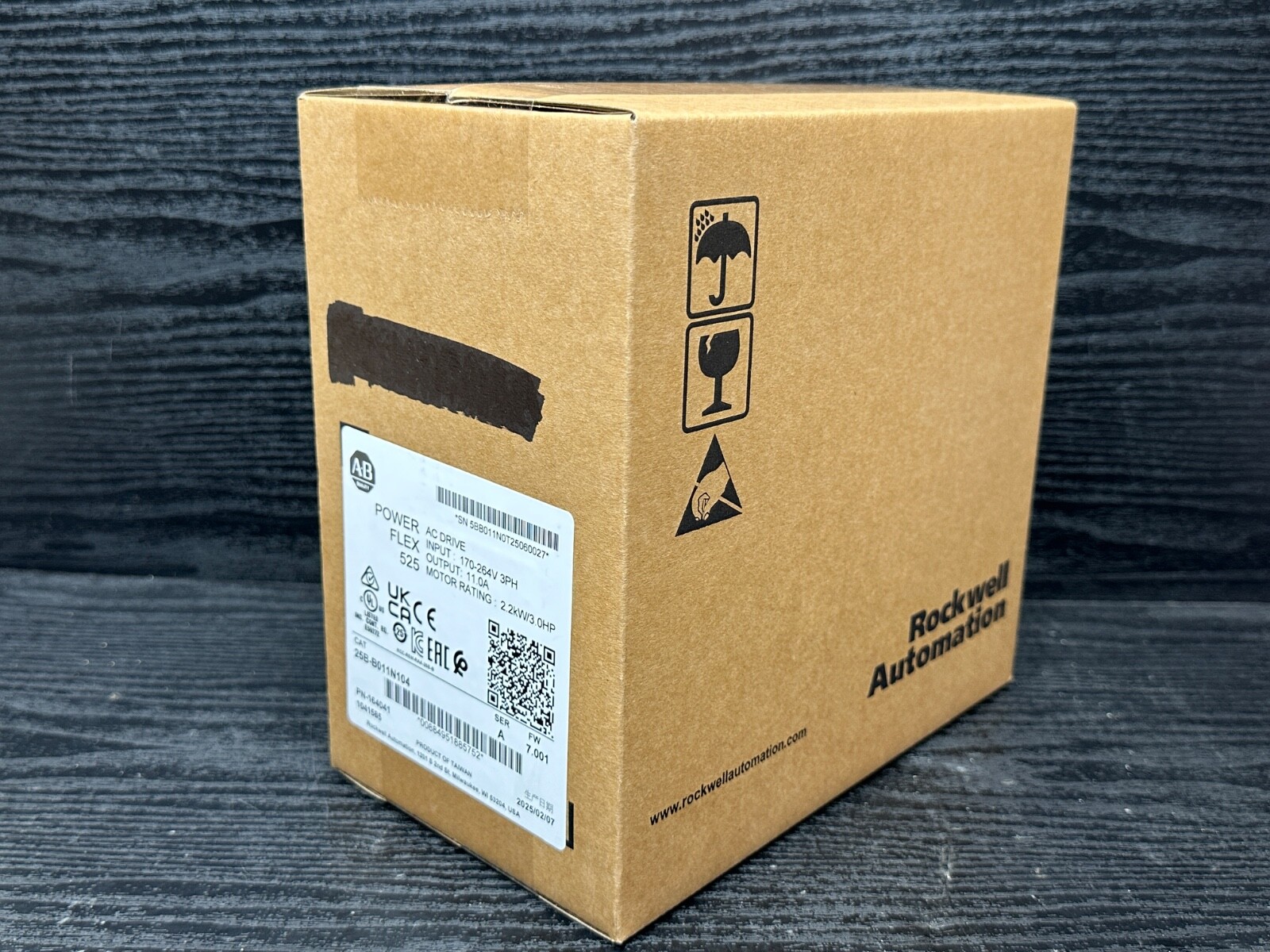 2025 Surplus Sealed Allen Bradley 25B-B011N104 PowerFlex 525 AC Drive 3 HP 240V