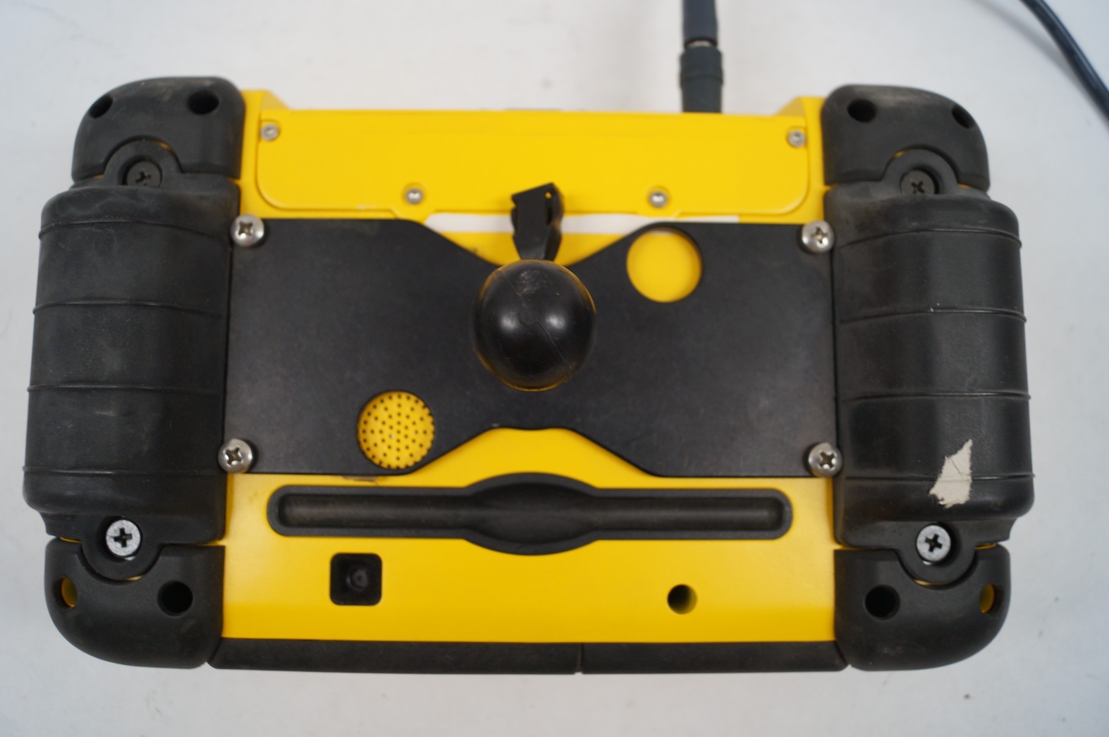 Trimble Yuma R0.7 Rugged 7″ Tablet Win7 1.6GHz 1GB Mem 30GB HD Touch WORKS F121
