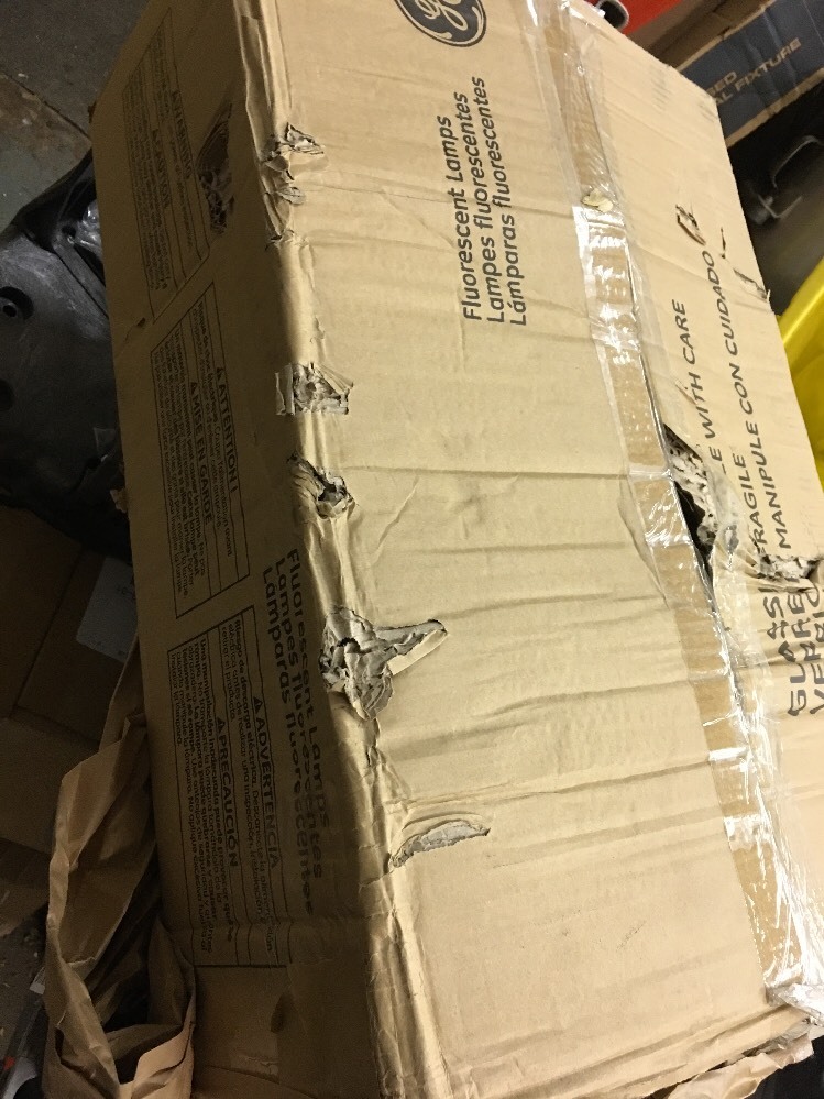 GE F28T8/SPX35/U6/ECO U Shaped Lamp, 28w 3500k Box of 12!!!