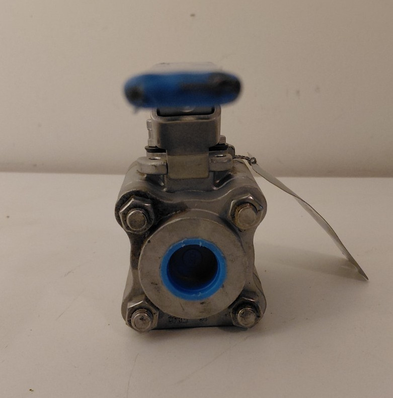 Jamesbury 4BBTG3600XT2 3/4 Inch Ball Valve CF8M, CL800, 7019L Top Grounded