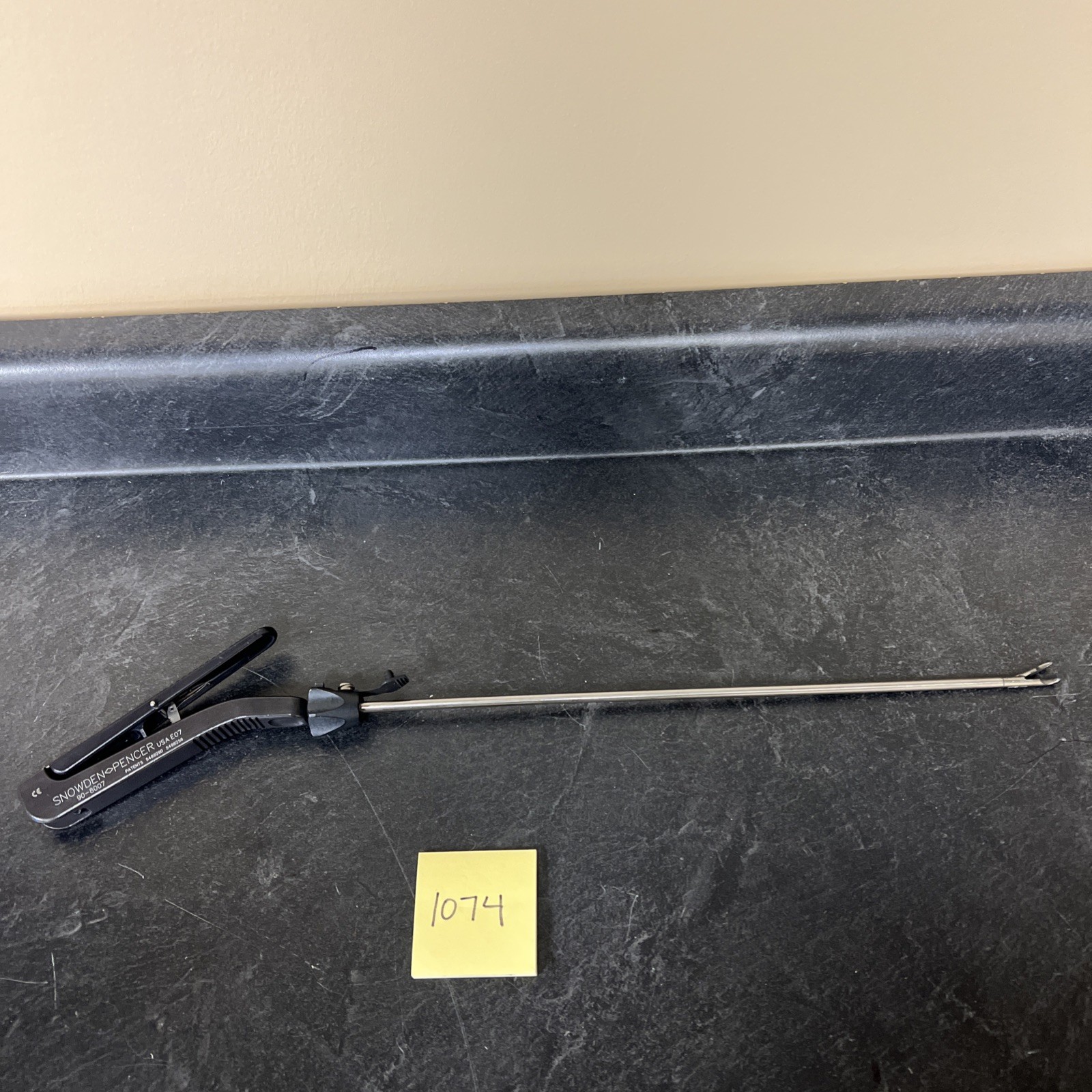 SNOWDEN PENCER NEEDLE HOLDER 90-8007