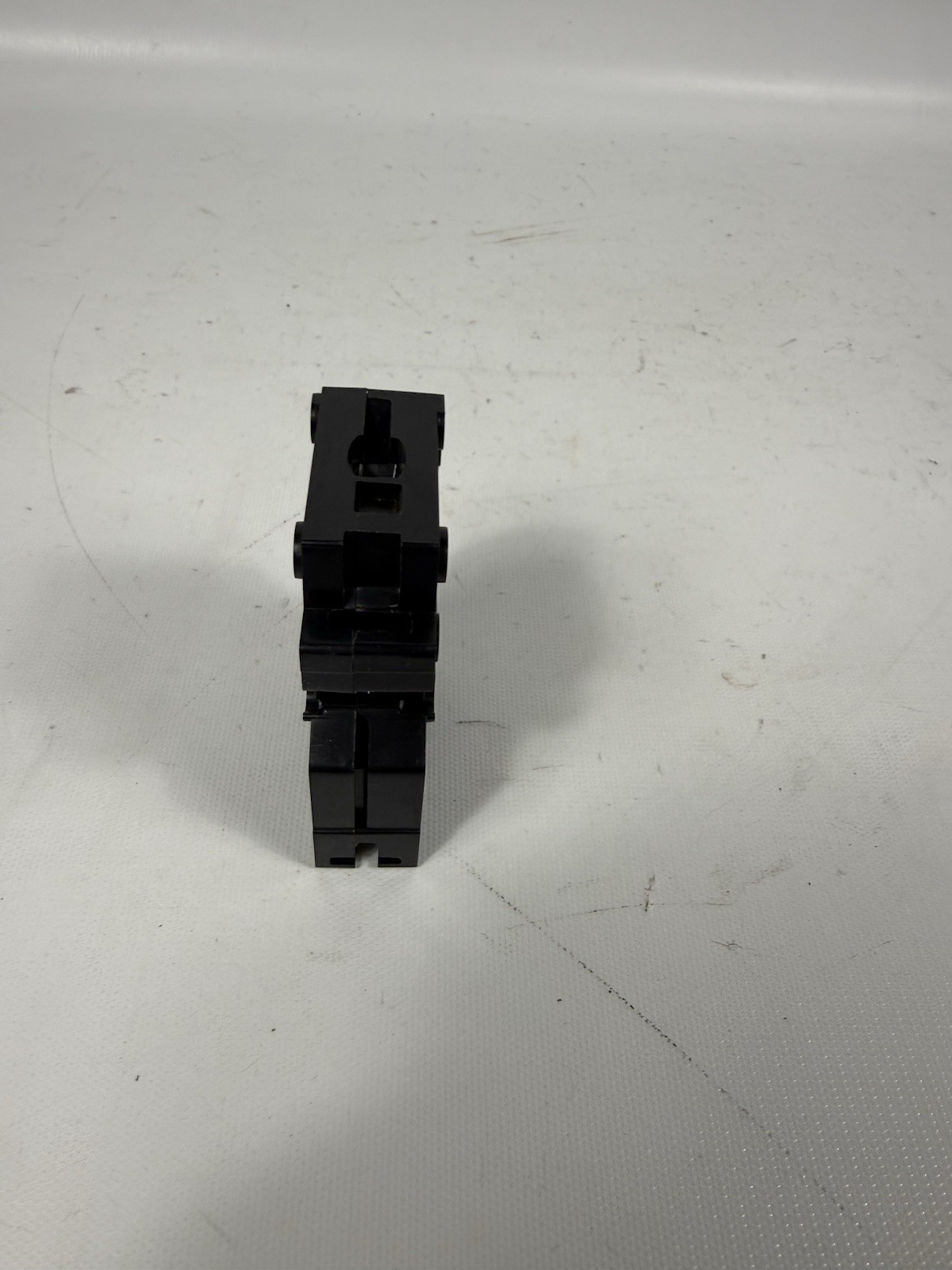 General Switch GA115 Plug-In Circuit Breaker 15A 120/240V 1P 1PH Type GA 15 Amp