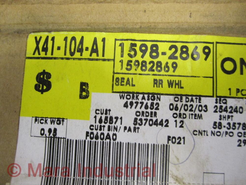 GM X41-104-A1 1598-2869 Seal RR WHL