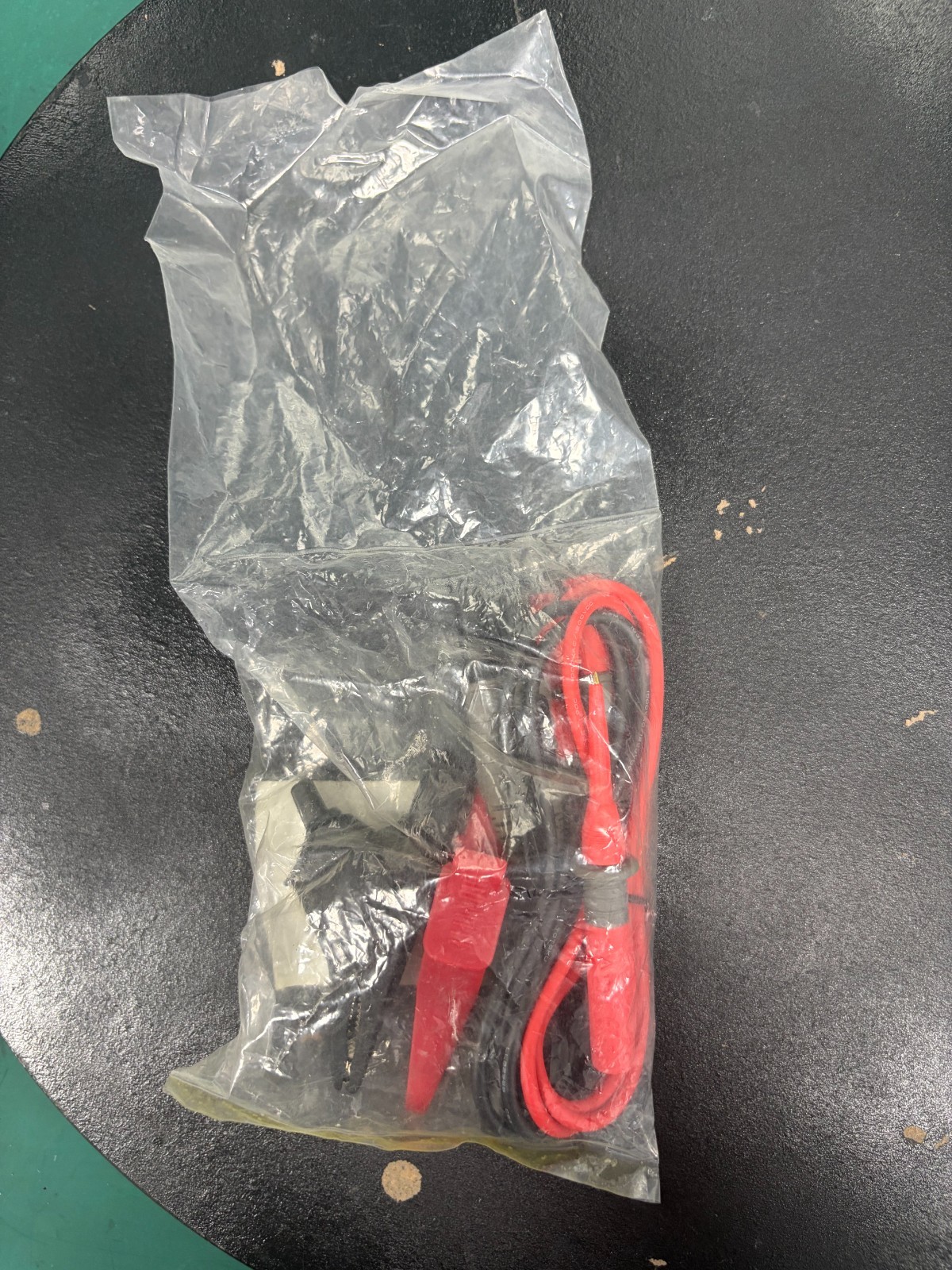 Hioki L2200 Test Lead Set 70cm CAT III 1000V With Probes & Alligator Clips