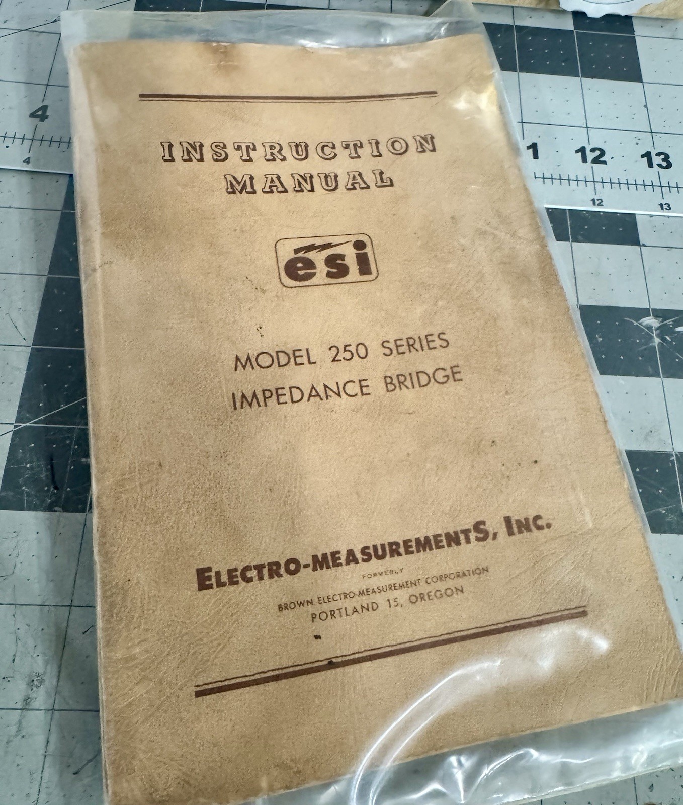 VINTAGE – ESI ELECTRO SCIENTIFIC INDUSTRIES IMPEDANCE BRIDGE 250-DA (BAL43)