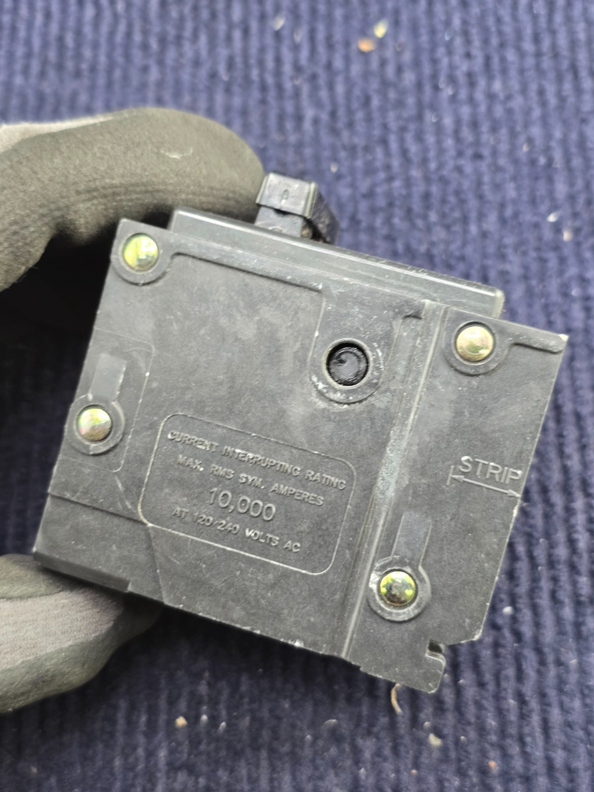 Eaton BR290 90A 2-Pole Miniature Circuit Breaker 120/240VAC, 10 kaIC Common Trip