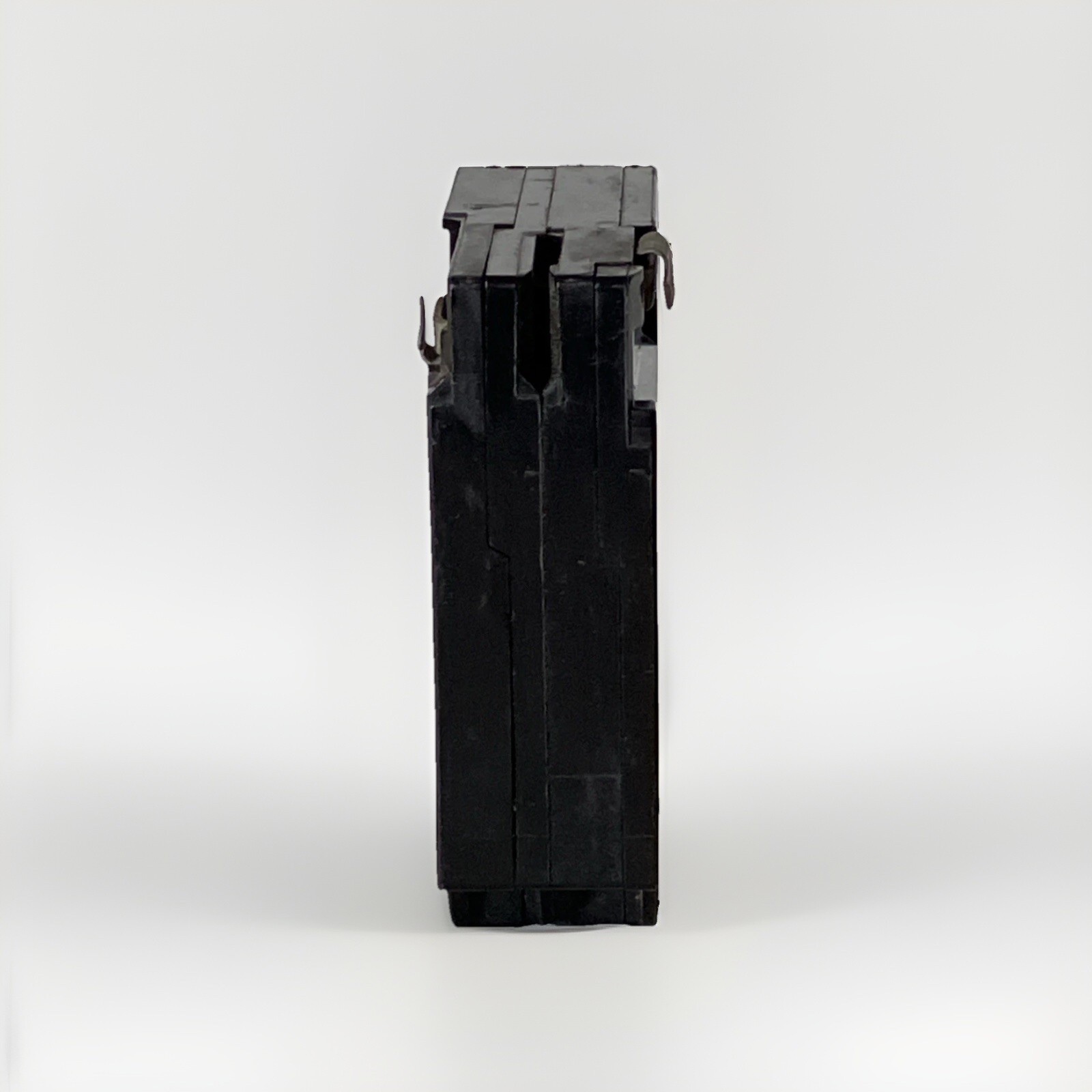 A230 30A 2 POLE SYLVANIA Challenger CIRCUIT BREAKER A 120/240 VAC Side Mount