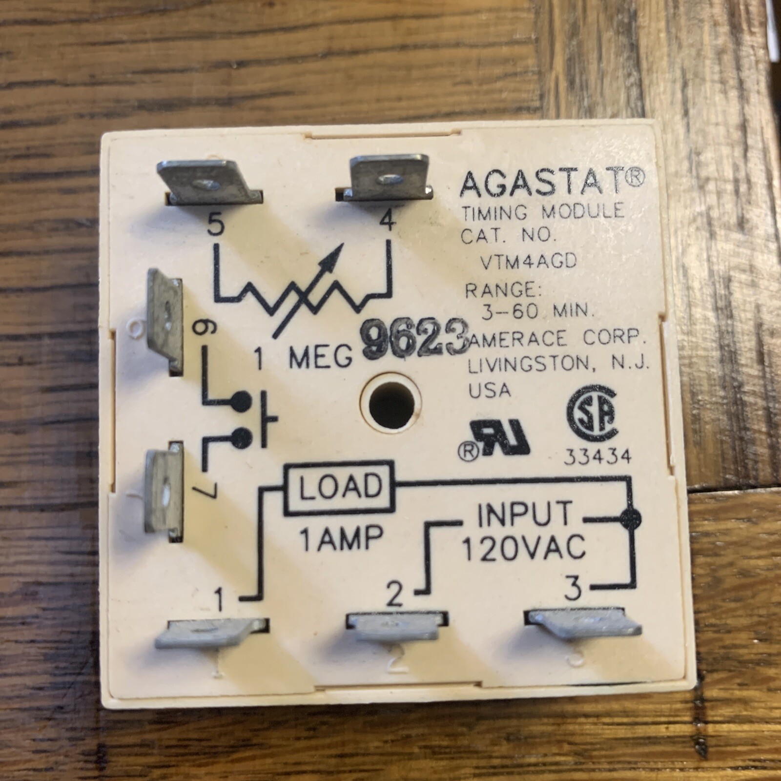 Agastat VTM4AGD Relay 120v ac 1A 3-60mins Panel Time Delay Relay FAST FREE SHIP