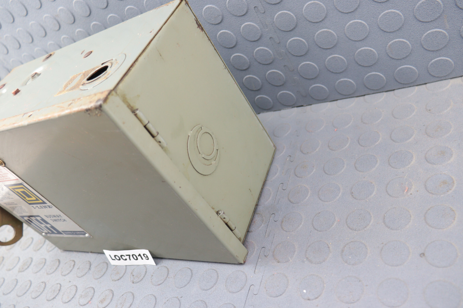 SQUARE D BUS PLUG PQ3603G I-LINE 30A 600V 3P 3PH 30AMP BUSWAY SWITCH LOC7019