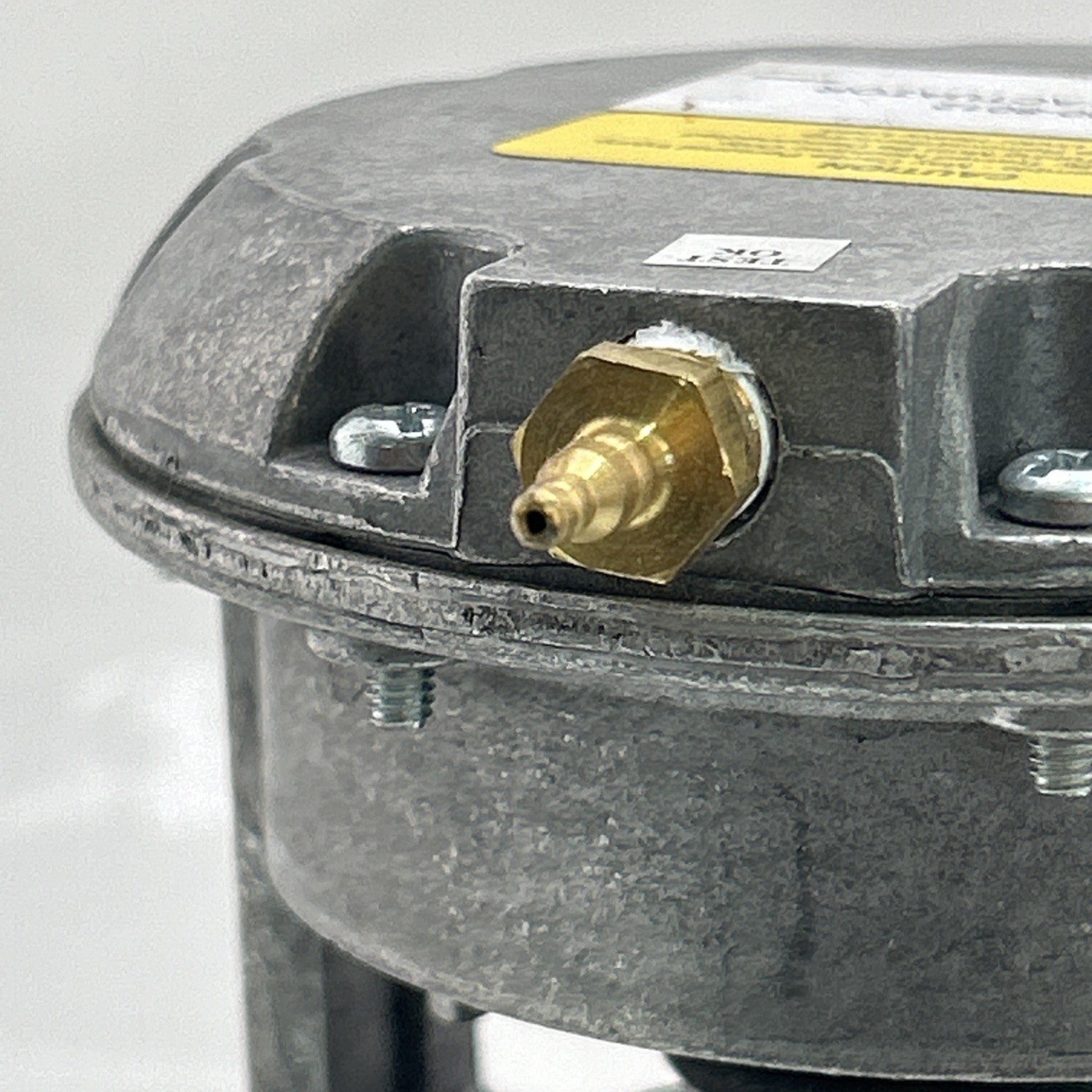 SEE Johnson Controls Actuated Valve, VG7842GT / V-3000-8012 CV4.6 T284F RY12122