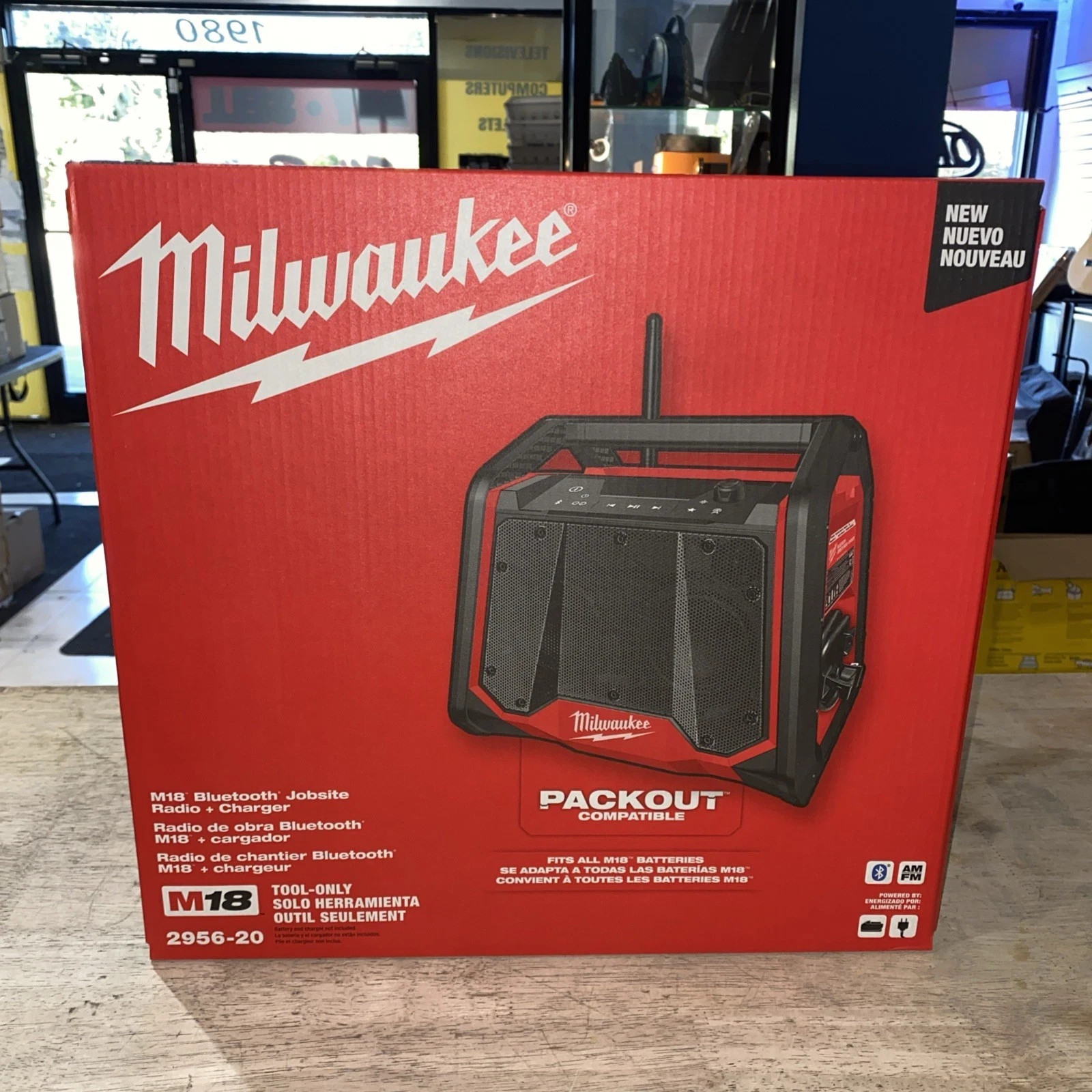 New Milwaukee 2956-20 M18 18V Bluetooth Jobsite Radio + Charger Tool Only