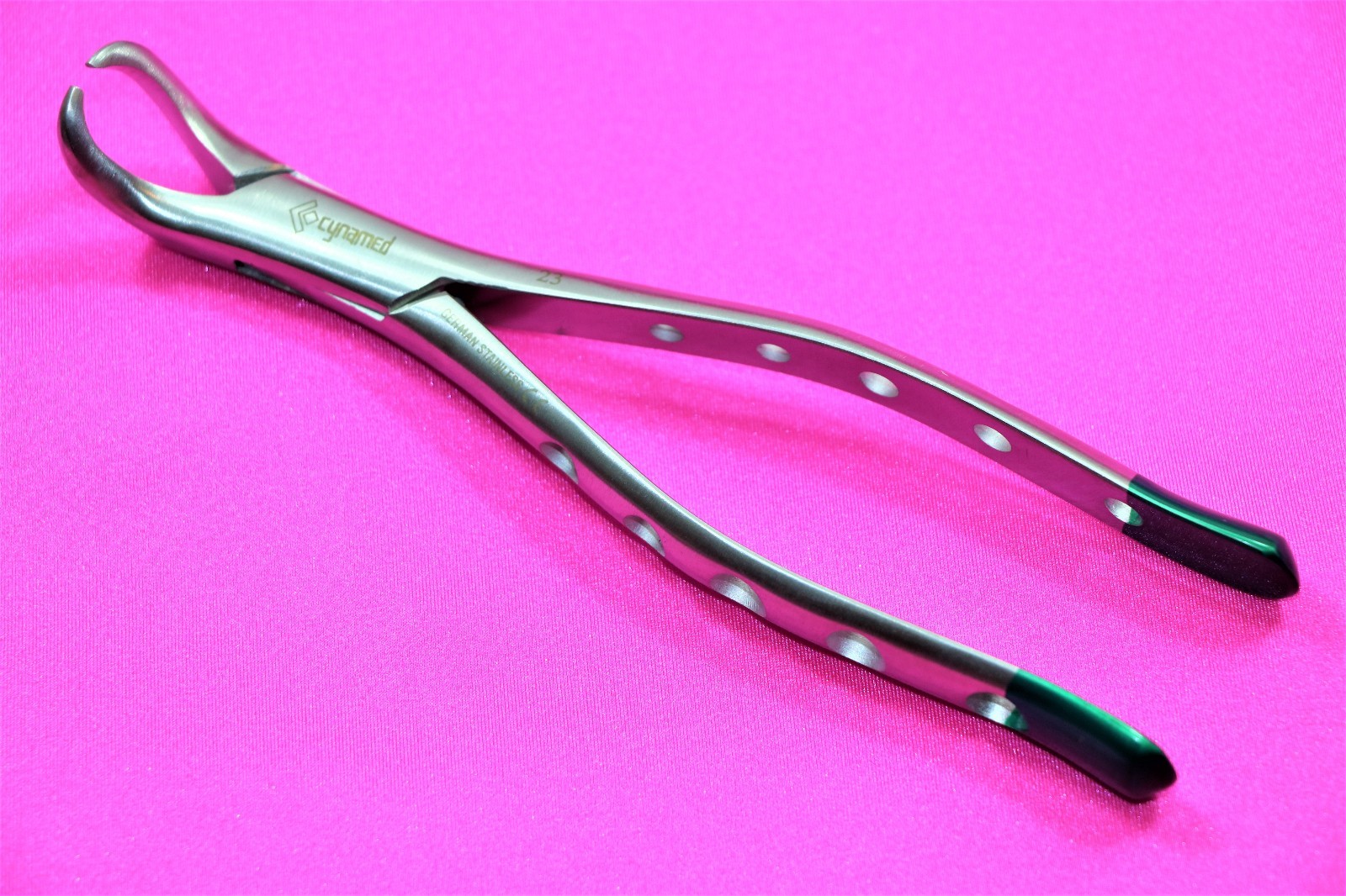 PREMIUM GERMAN AUTOCLAVABLE COW HORN LOWER MOLAR DENTAL EXTRACTING FORCEPS #23