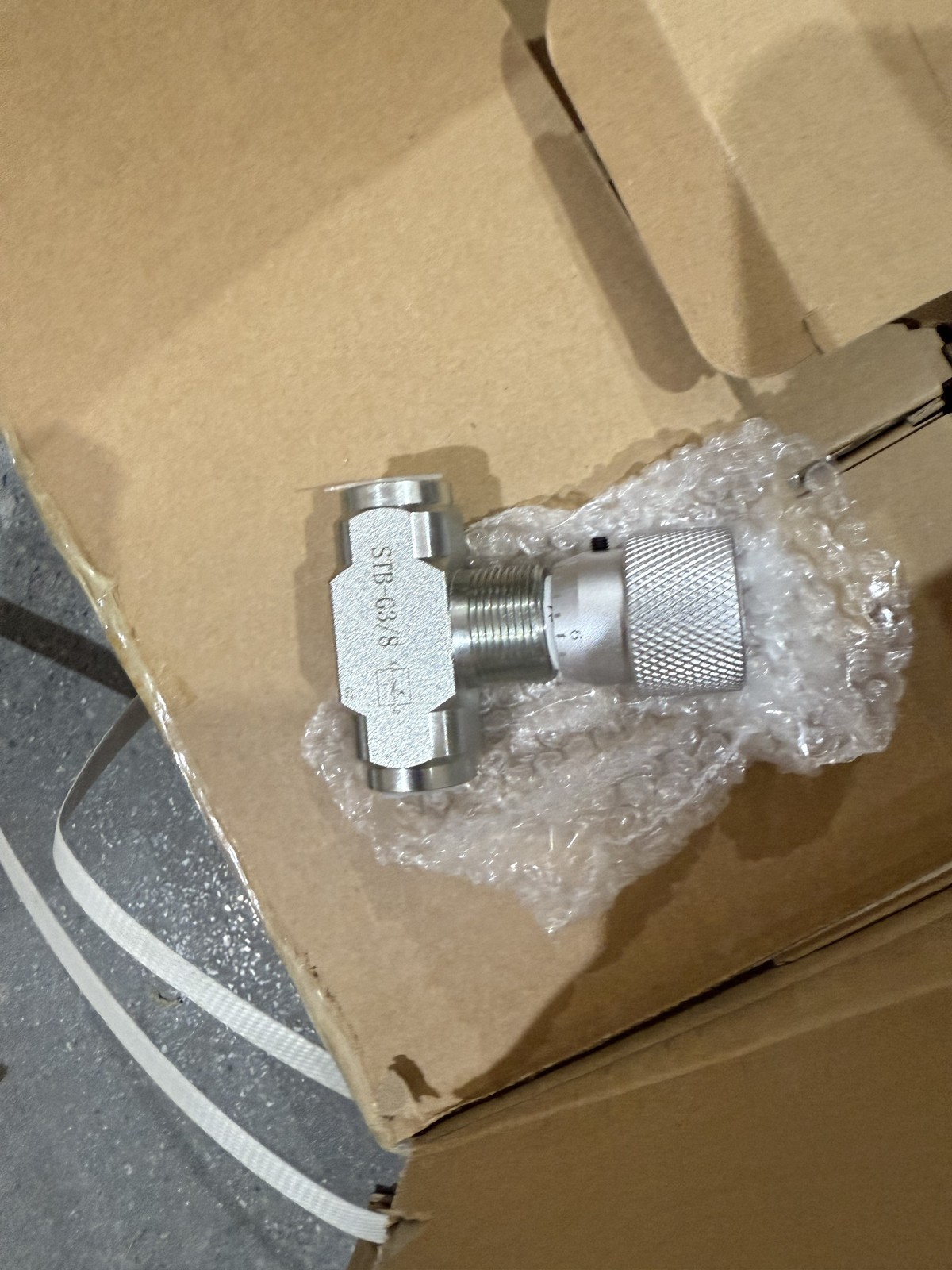 Hydraulic Flow Control Valve – STB-G3/8 – Mini Excavator – AGT – USA-3/8″ L08